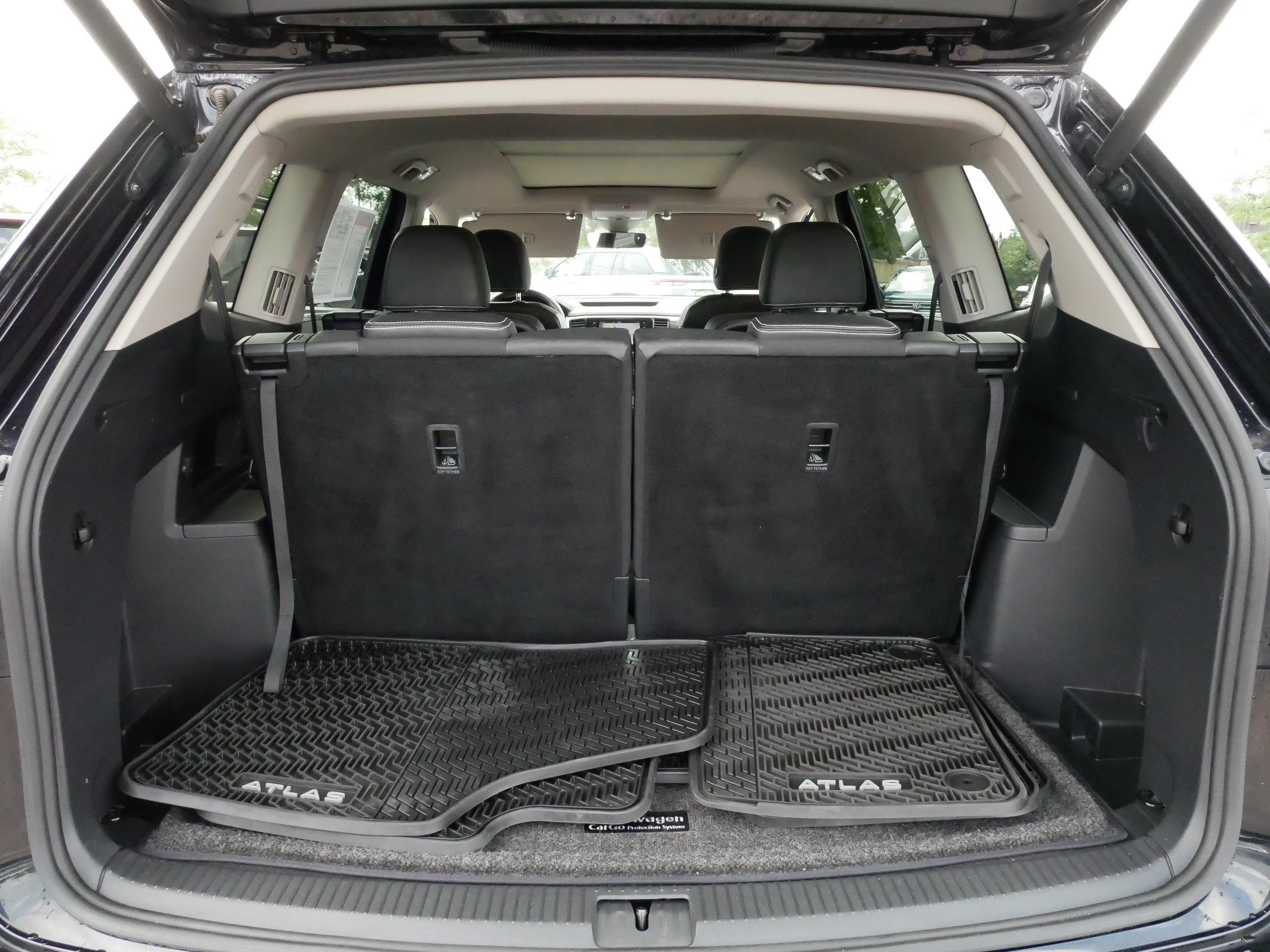 Certified 2023 Volkswagen Atlas SEL Premium AWD/4WD image 18