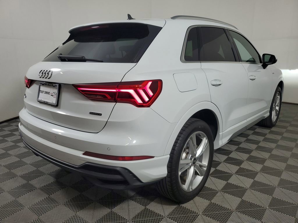 Used 2023 Audi Q3 2.0T Premium w/ Convenience Package AWD/4WD image 6