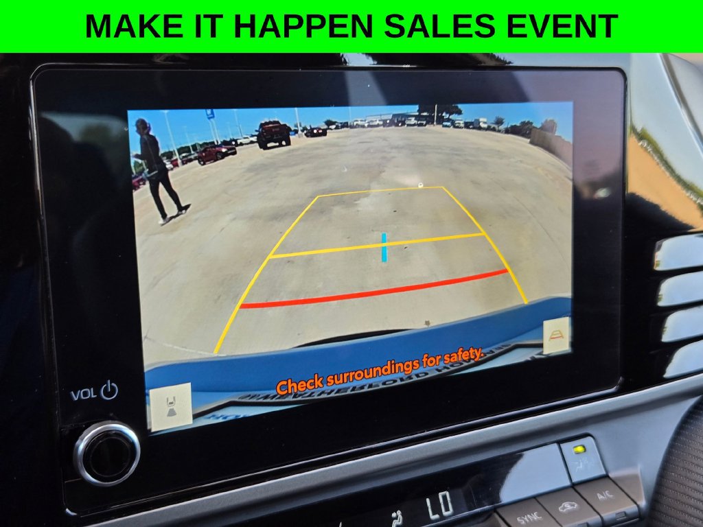 Used 2025 Toyota Camry SE FWD image 32