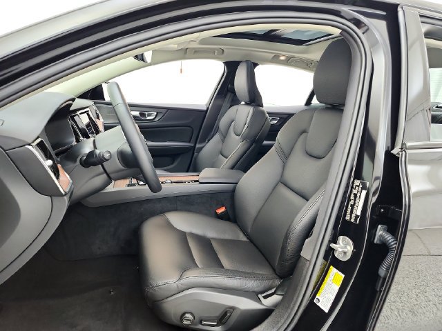 Certified 2024 Volvo S60 B5 Plus w/ Climate Package AWD/4WD image 21