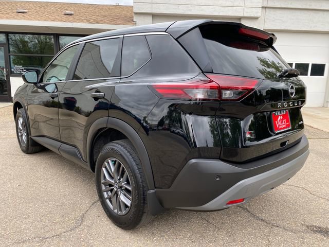 Certified 2023 Nissan Rogue S AWD/4WD image 3