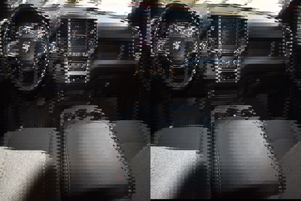 Used 2023 RAM 3500 Tradesman image 16