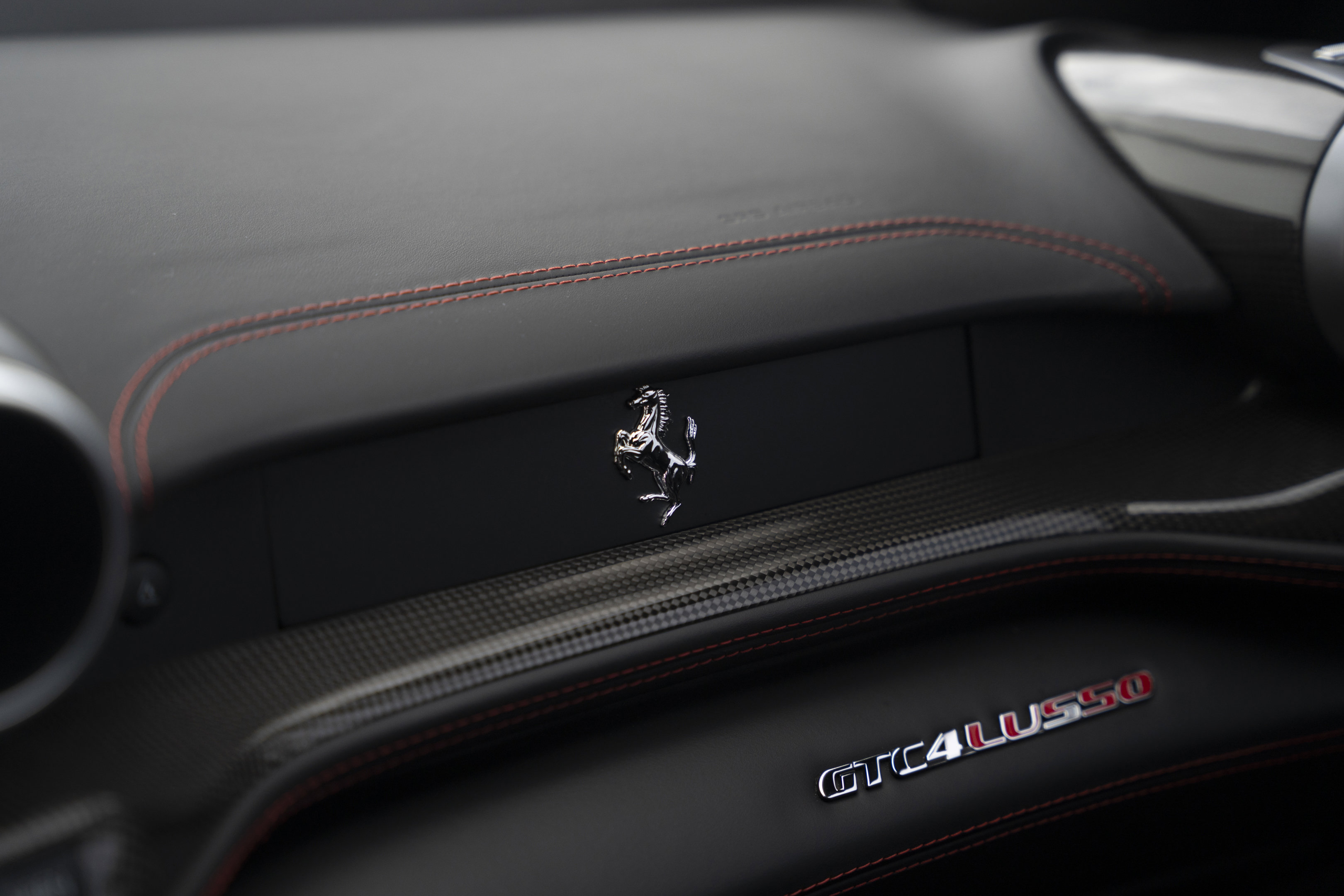 Certified 2018 Ferrari GTC4Lusso image 35