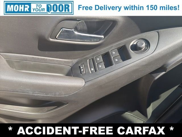 Used 2019 Chevrolet Trax LT w/ LT Convenience Package image 11