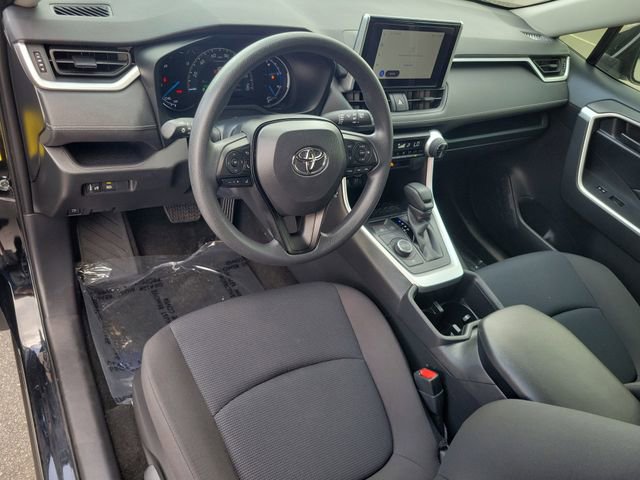 Used 2025 Toyota RAV4 LE image 18