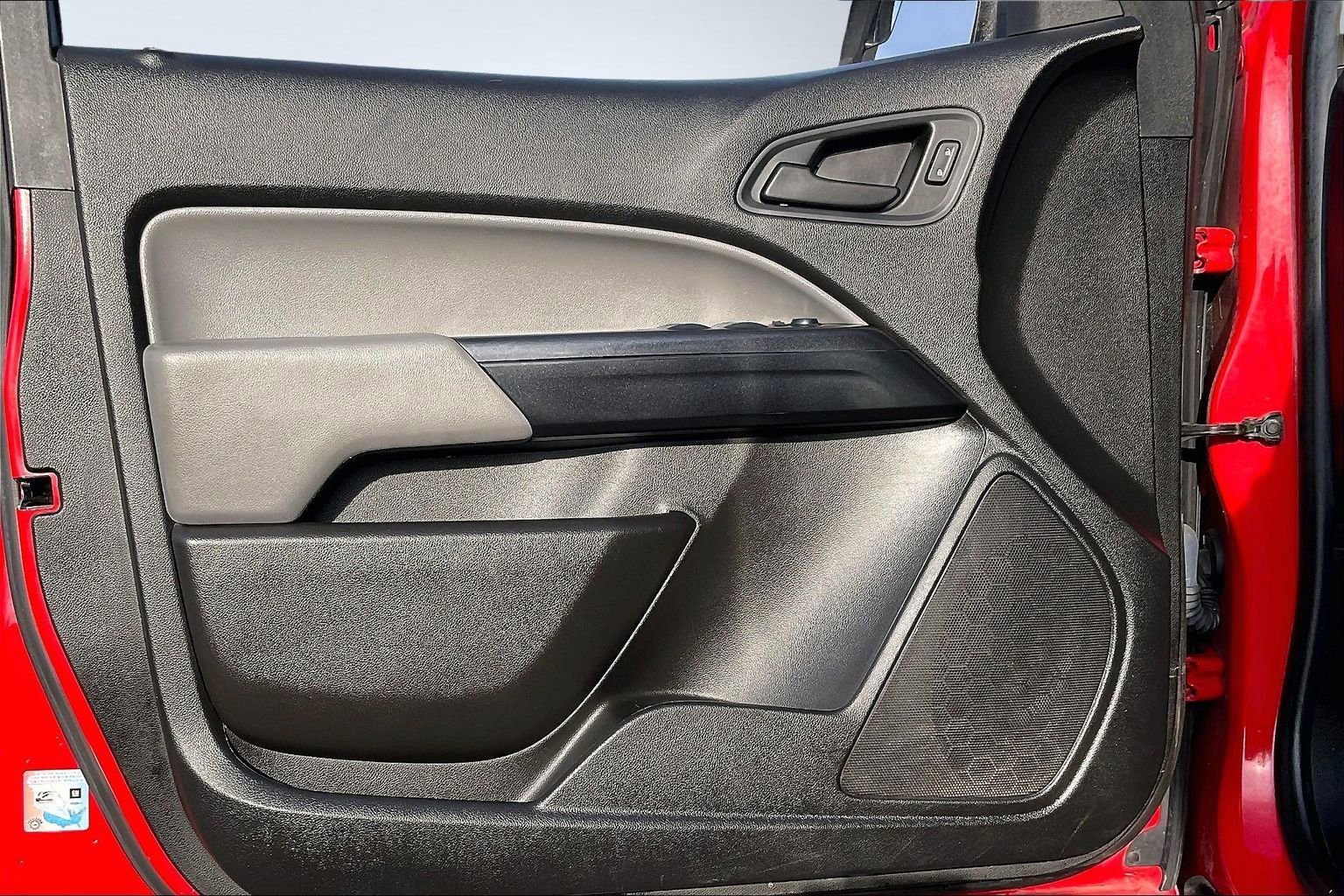 Used 2019 Chevrolet Colorado W/T w/ Custom Special Edition image 16