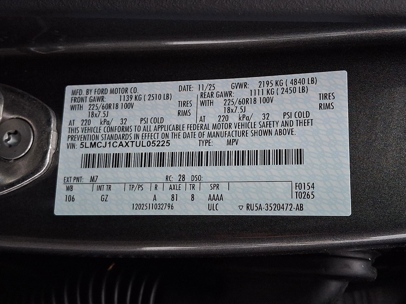 New 2026 Lincoln Corsair Premiere image 16