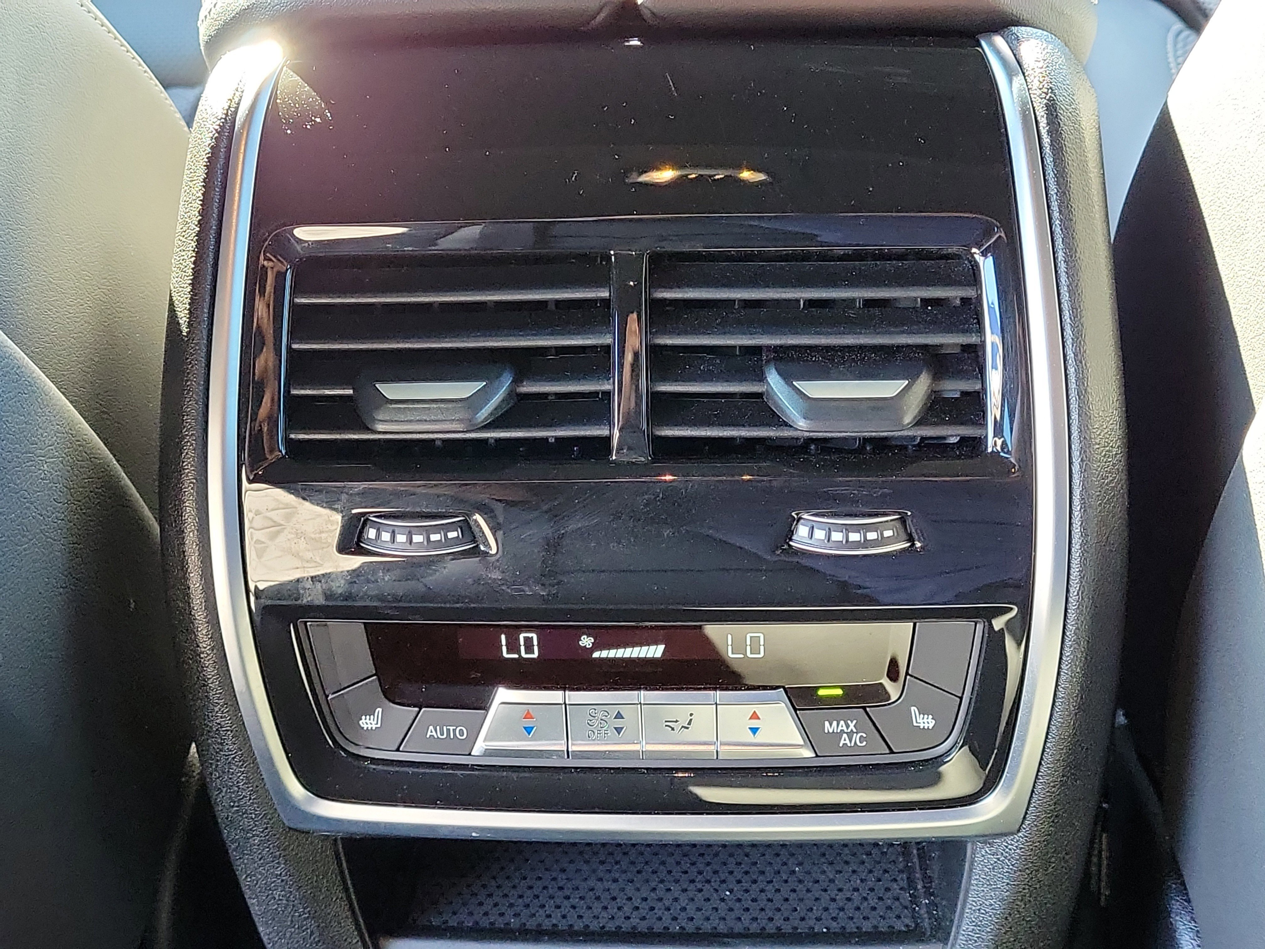 Used 2026 BMW X6 M60i image 13