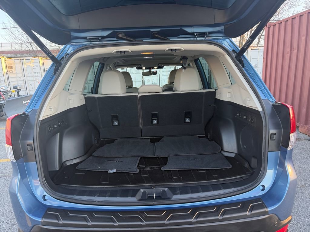 Used 2023 Subaru Forester Limited image 28