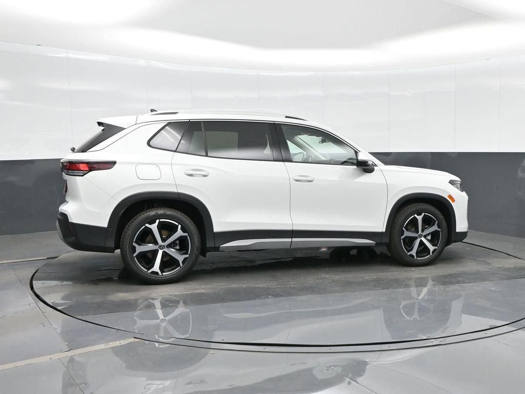New 2026 Volkswagen Tiguan SE image 4