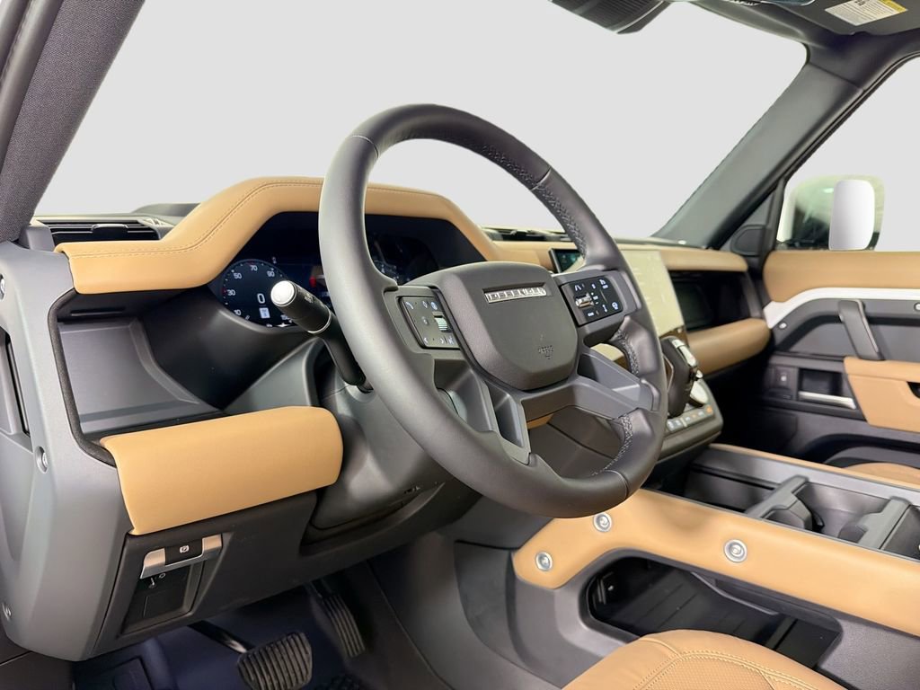 New 2026 Land Rover Defender 130 X-Dynamic SE AWD/4WD image 9