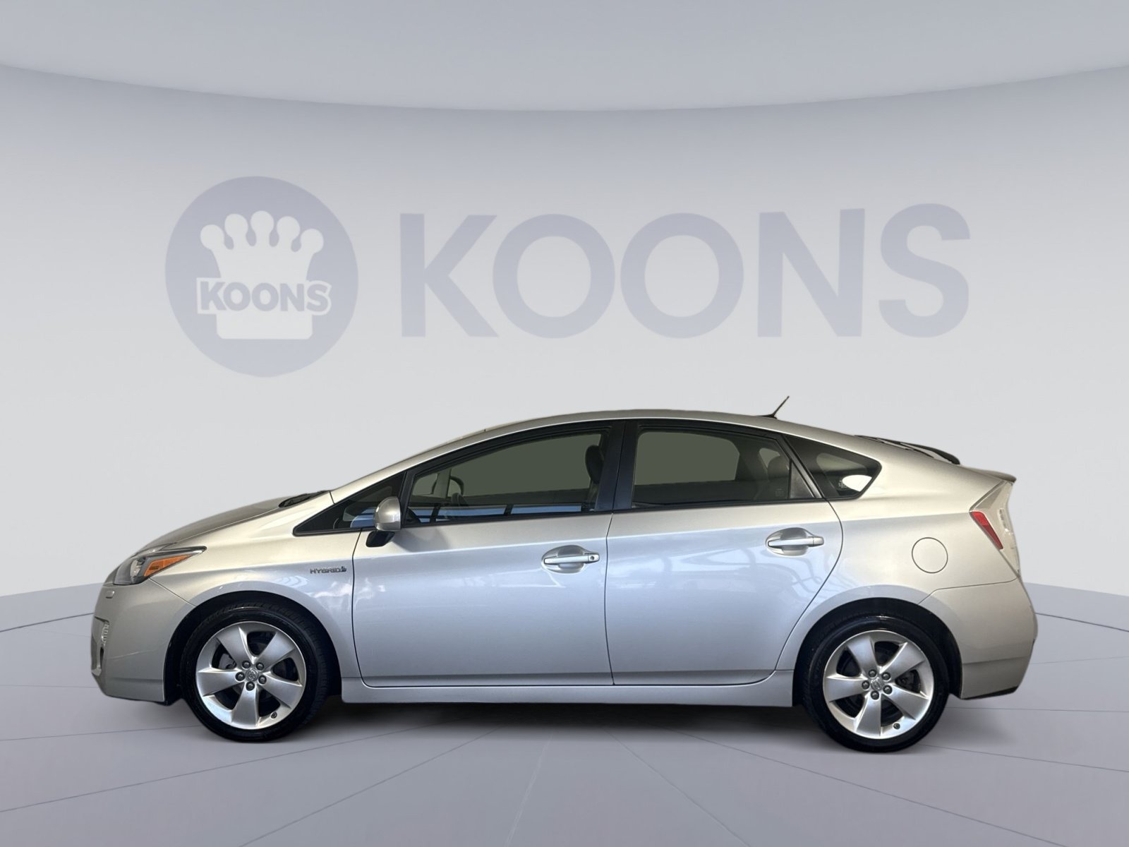 Used 2010 Toyota Prius Two FWD image 2