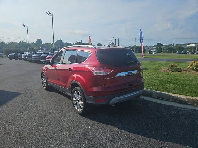 Used 2015 Ford Escape Titanium w/ Equipment Group 301A FWD image 2