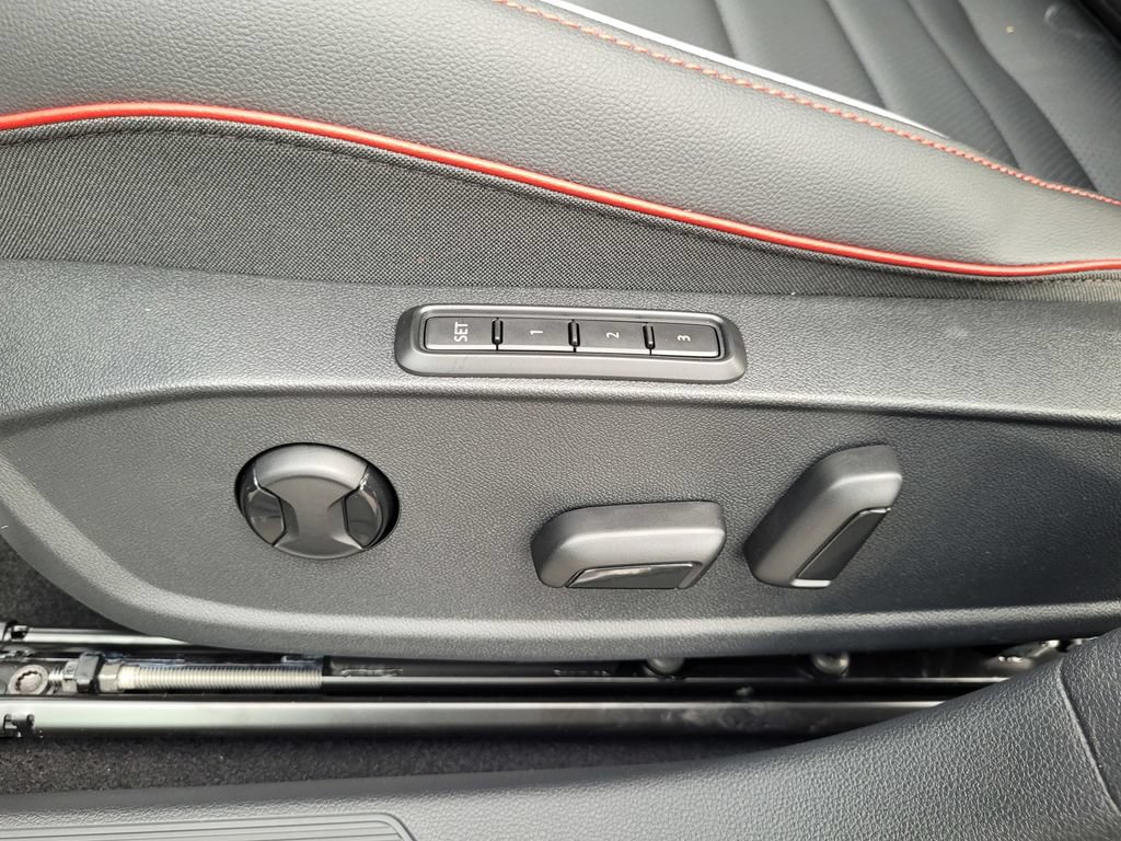 New 2024 Volkswagen GTI SE FWD image 12