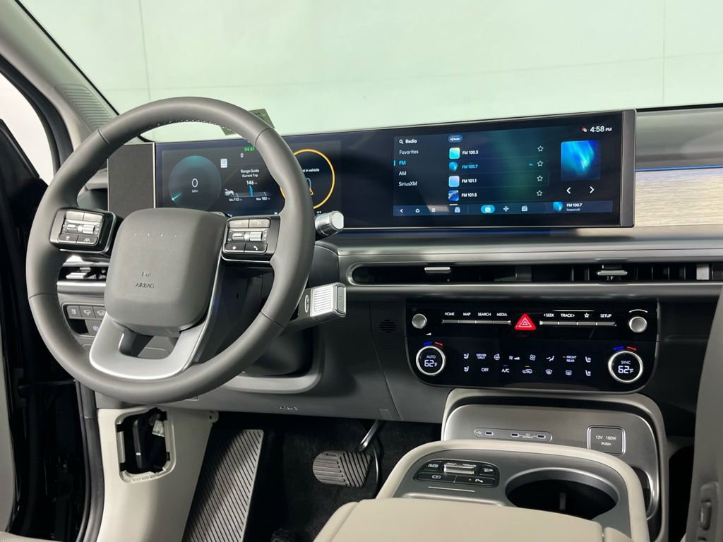 Used 2026 Hyundai Ioniq 9 SEL image 16