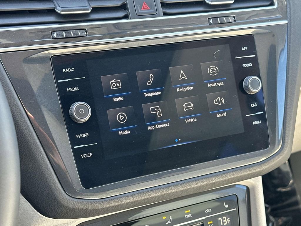 Certified 2023 Volkswagen Tiguan SE w/ Panoramic Sunroof Package image 28