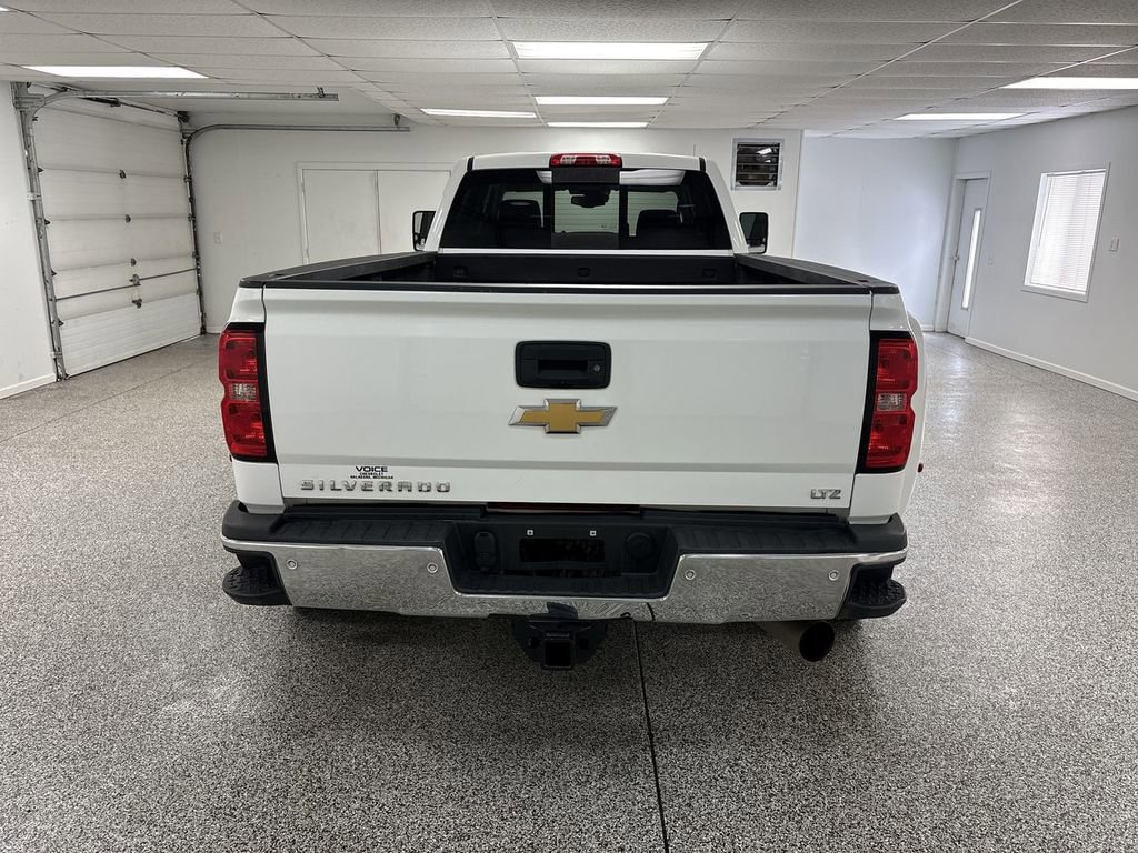 Used 2017 Chevrolet Silverado 3500 LTZ w/ Duramax Plus Package image 7