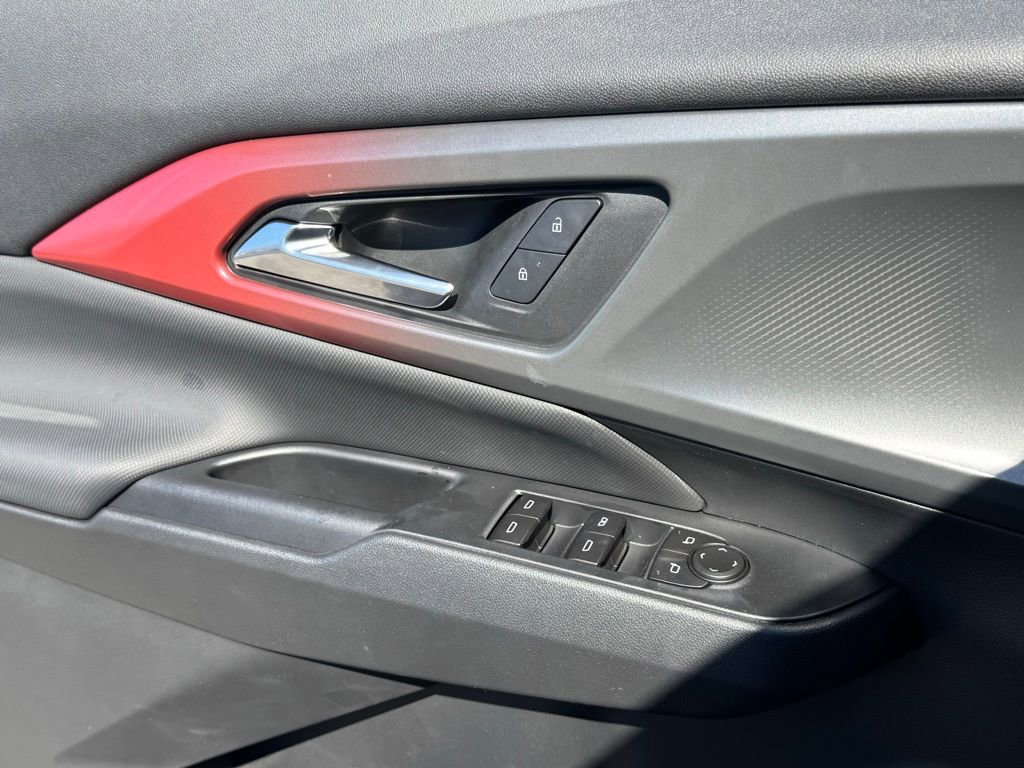 New 2026 Chevrolet Equinox EV RS image 35