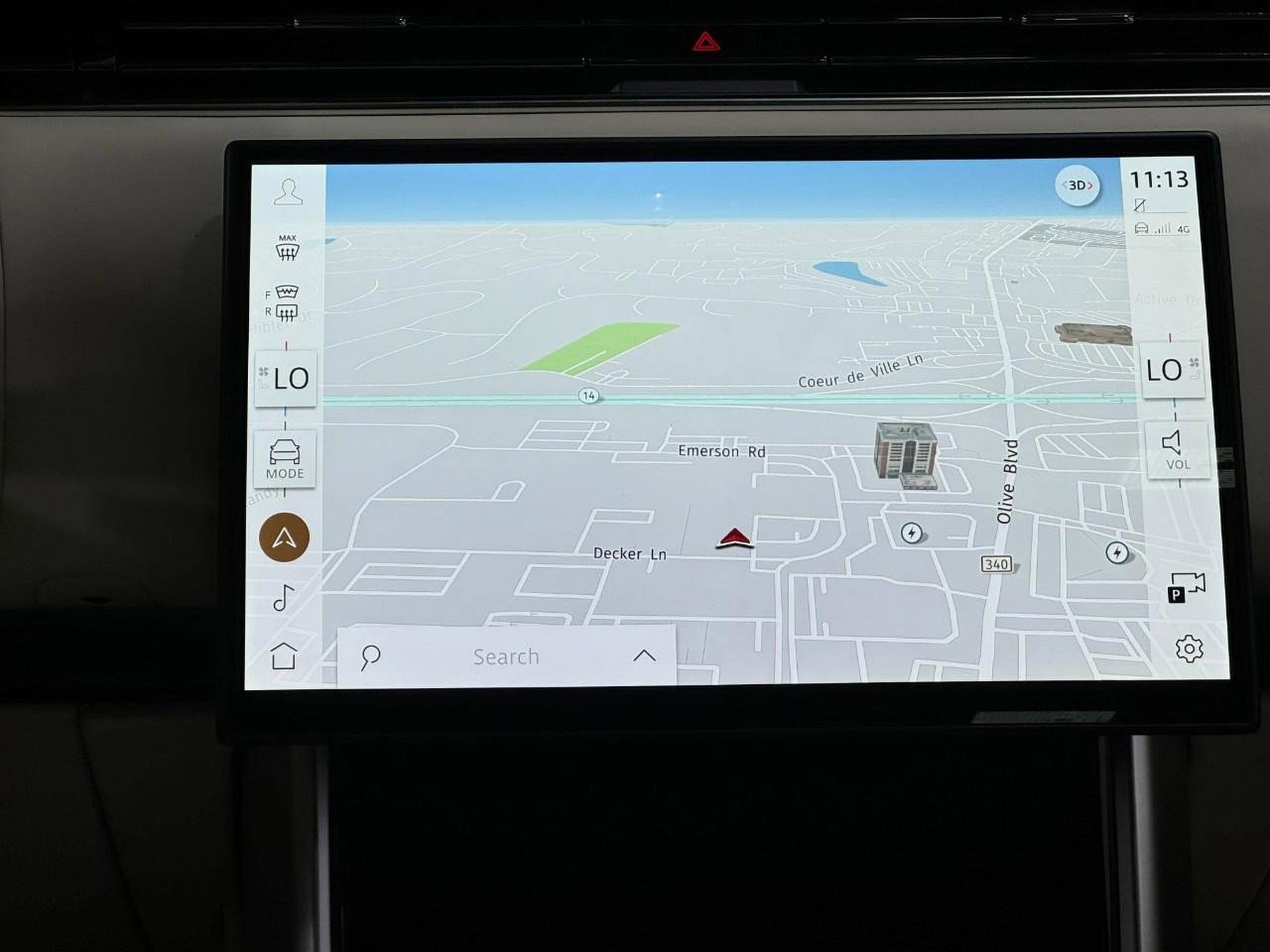 New 2025 Land Rover Range Rover SE image 15