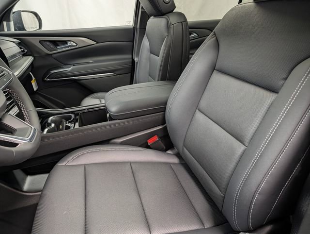 New 2026 Chevrolet Traverse LT image 10