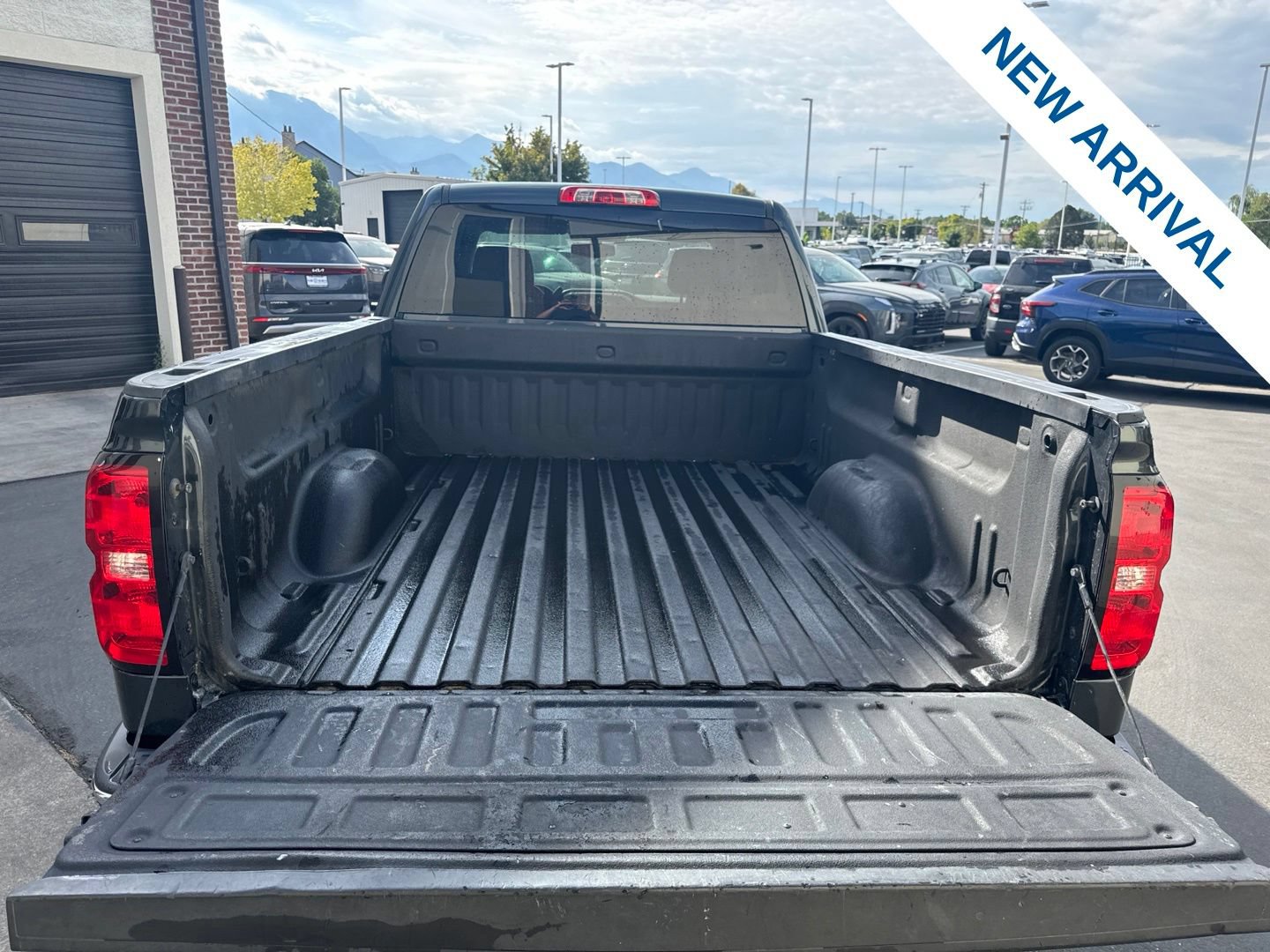 Used 2019 Chevrolet Silverado 1500 LT AWD/4WD image 13