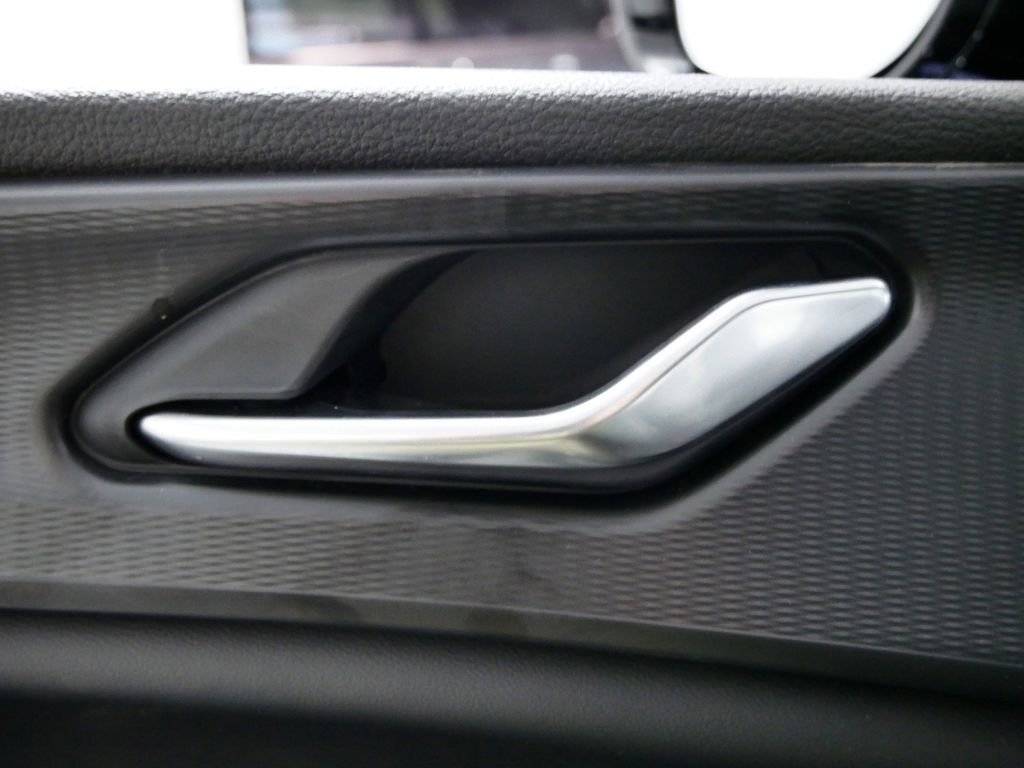 Used 2024 Jeep Grand Cherokee Altitude image 37