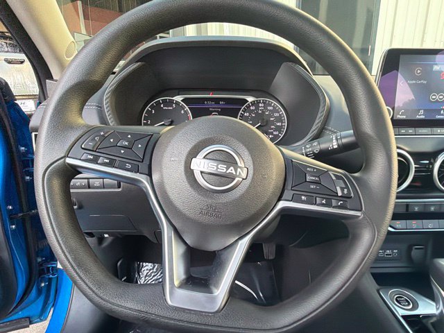 Used 2025 Nissan Sentra SV FWD image 25