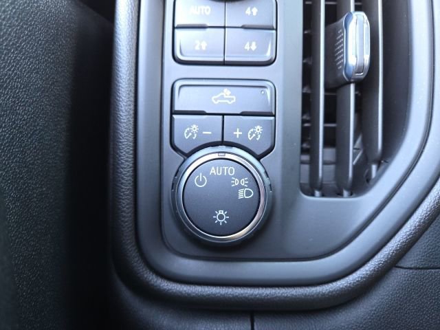 Used 2022 Chevrolet Silverado 1500 Custom Trail Boss w/ LPO, Dark Essentials Package image 56