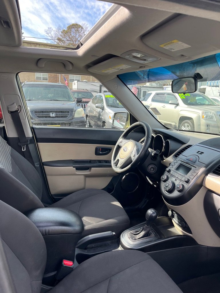 Used 2011 Kia Soul ! image 4