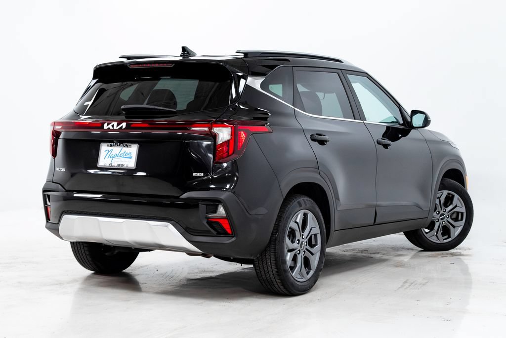 Used 2024 Kia Seltos S AWD/4WD image 32