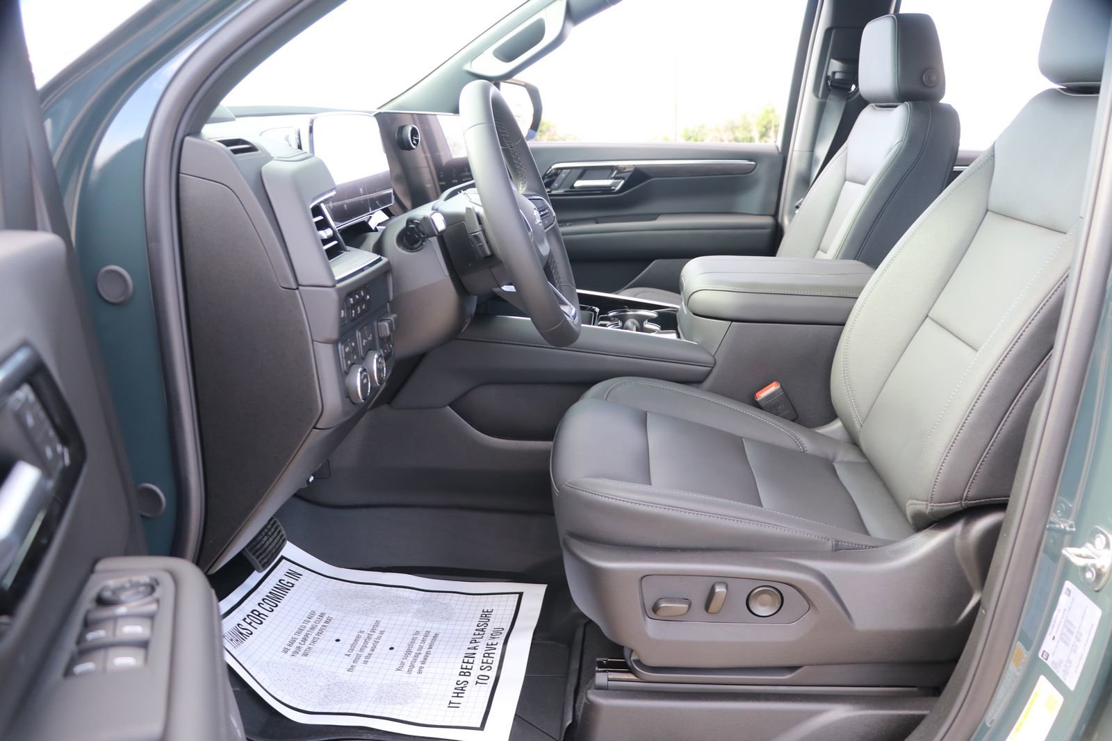 New 2026 Chevrolet Tahoe Z71 w/ Sun And Tow Package image 12