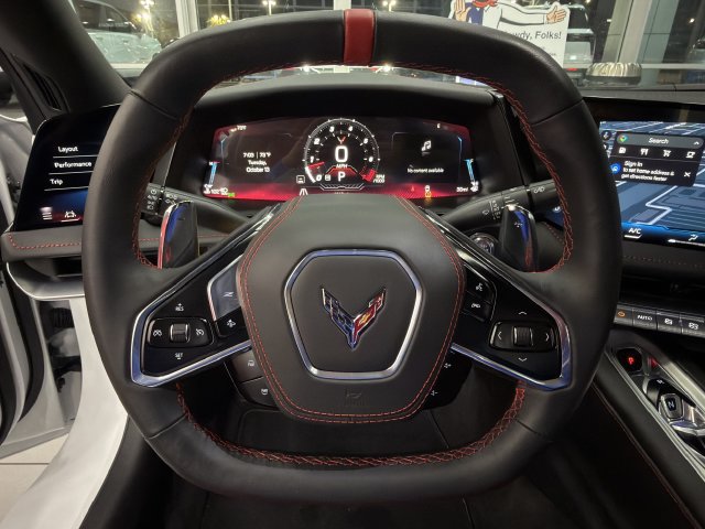 Used 2026 Chevrolet Corvette Stingray Convertible w/ 1LT RWD image 10