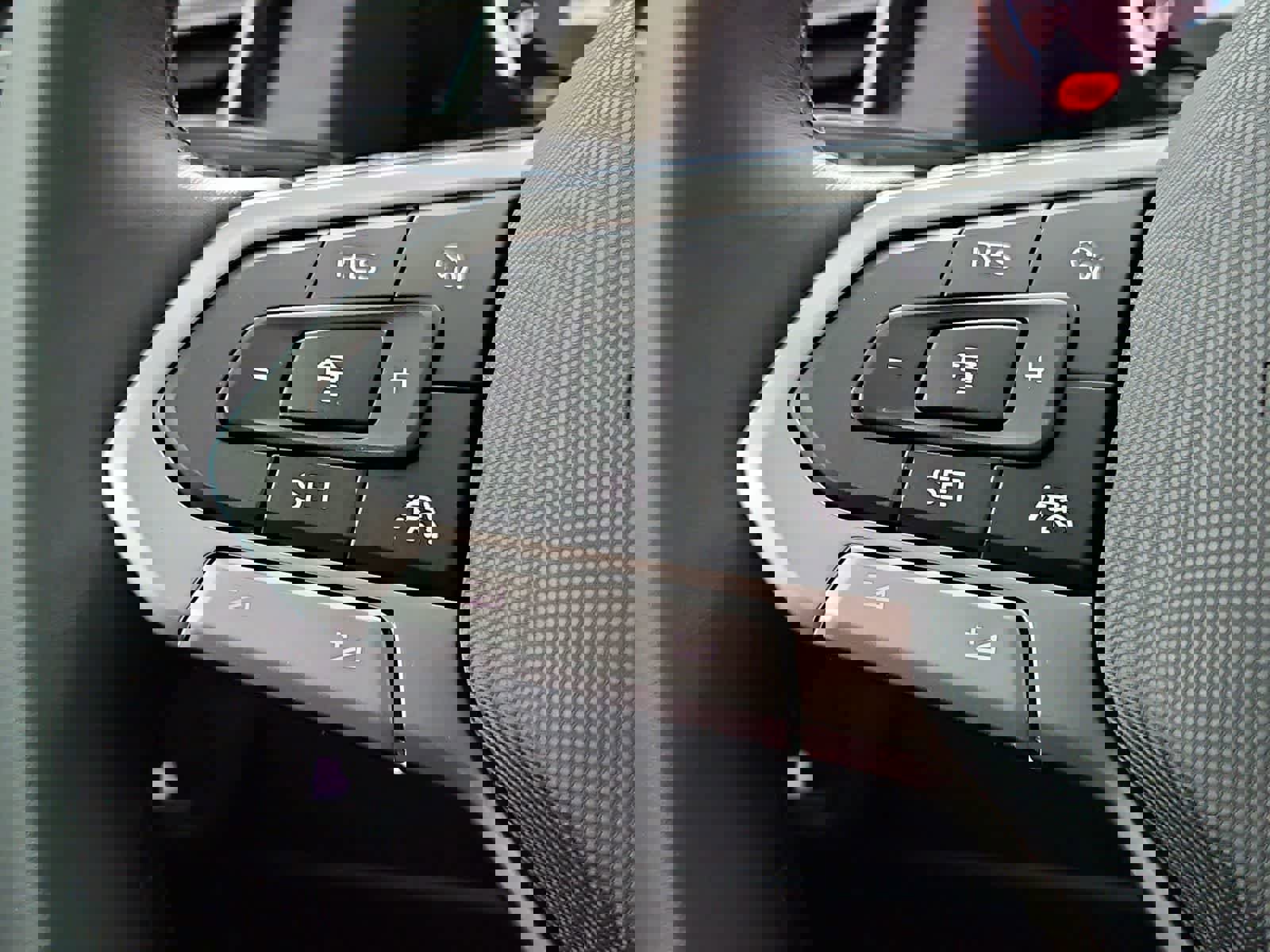 New 2026 Volkswagen Atlas SEL Premium R-Line image 25