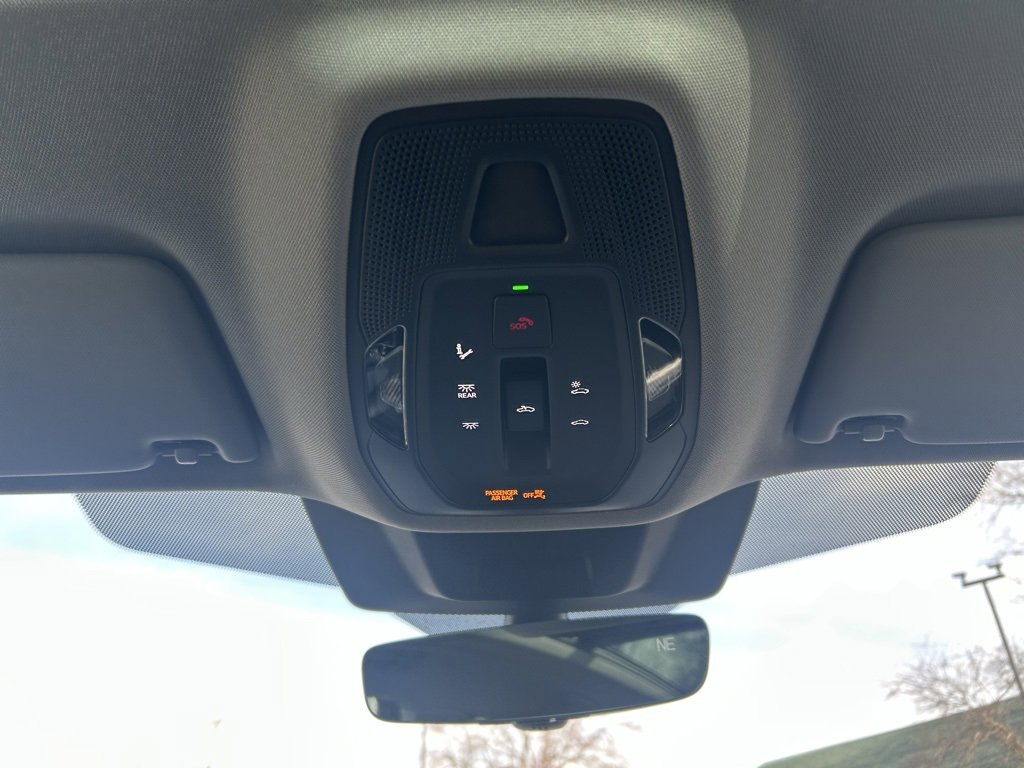 Used 2025 Audi Q5 Premium w/ Convenience Package image 19