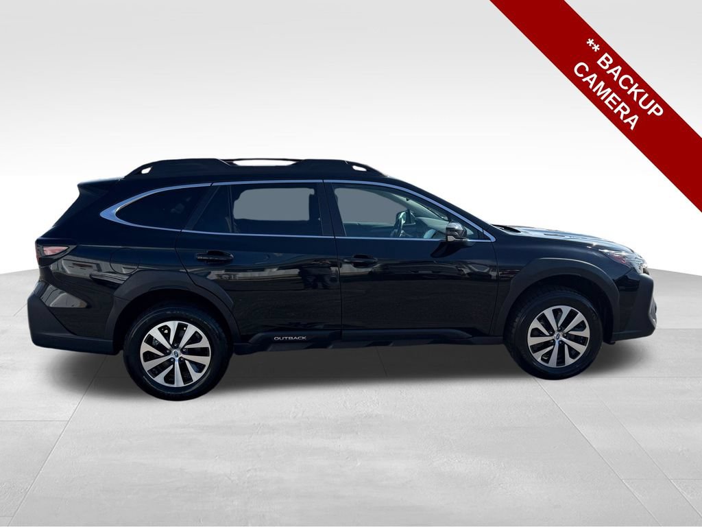 Used 2024 Subaru Outback Premium AWD/4WD image 8