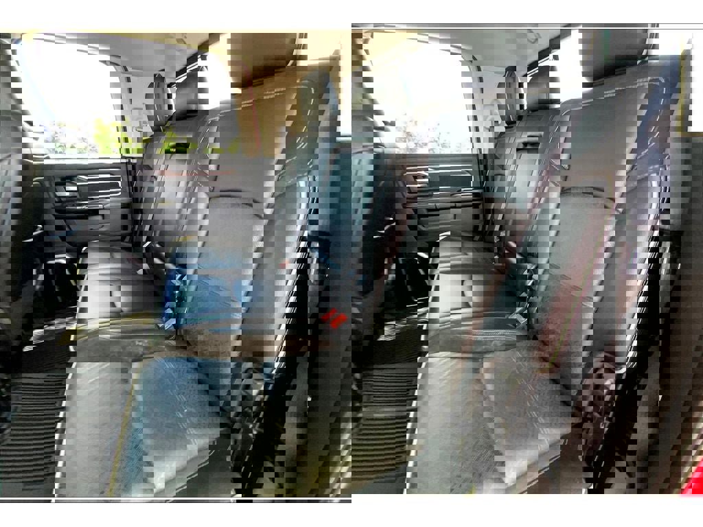 Used 2023 RAM 3500 Laramie image 27