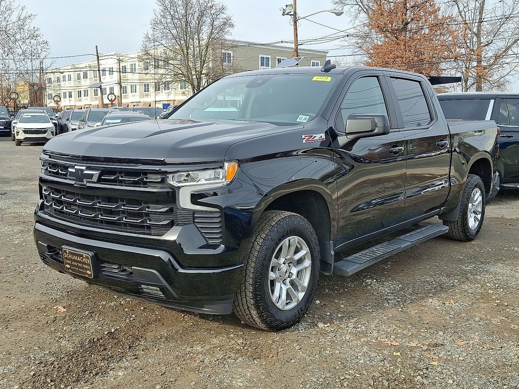 Used 2023 Chevrolet Silverado 1500 RST w/ Z71 Off-Road Package image 4