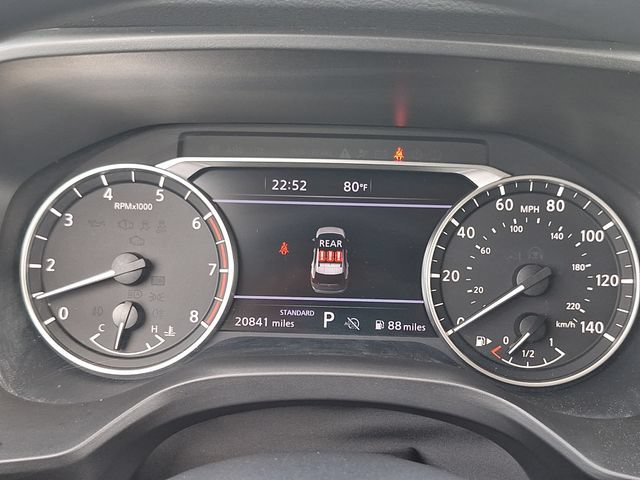 Certified 2024 Nissan Rogue SV FWD image 12