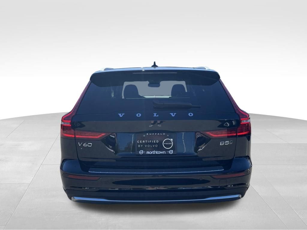 Used 2025 Volvo V60 B5 Cross Country Ultra AWD/4WD image 37