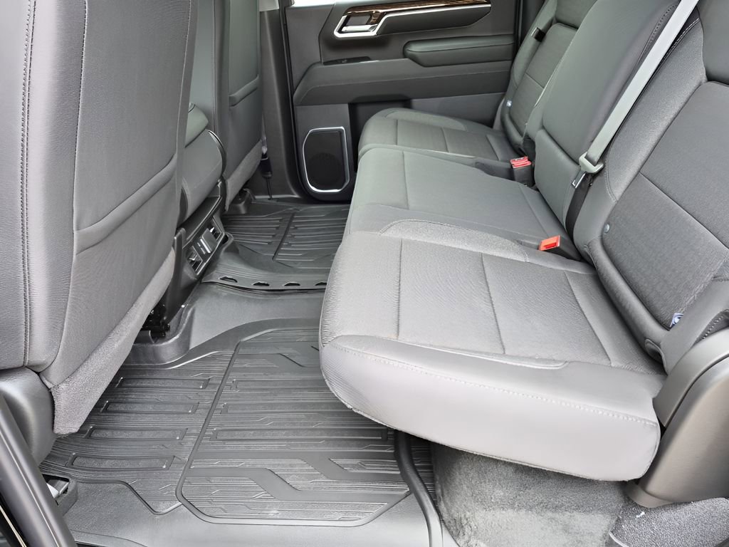 New 2026 GMC Sierra 2500 SLE w/ SLE Value Package; image 20