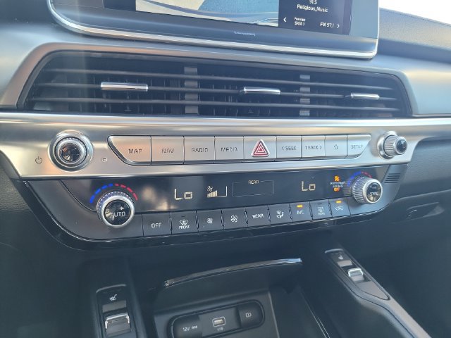Used 2022 Kia Telluride S FWD image 23
