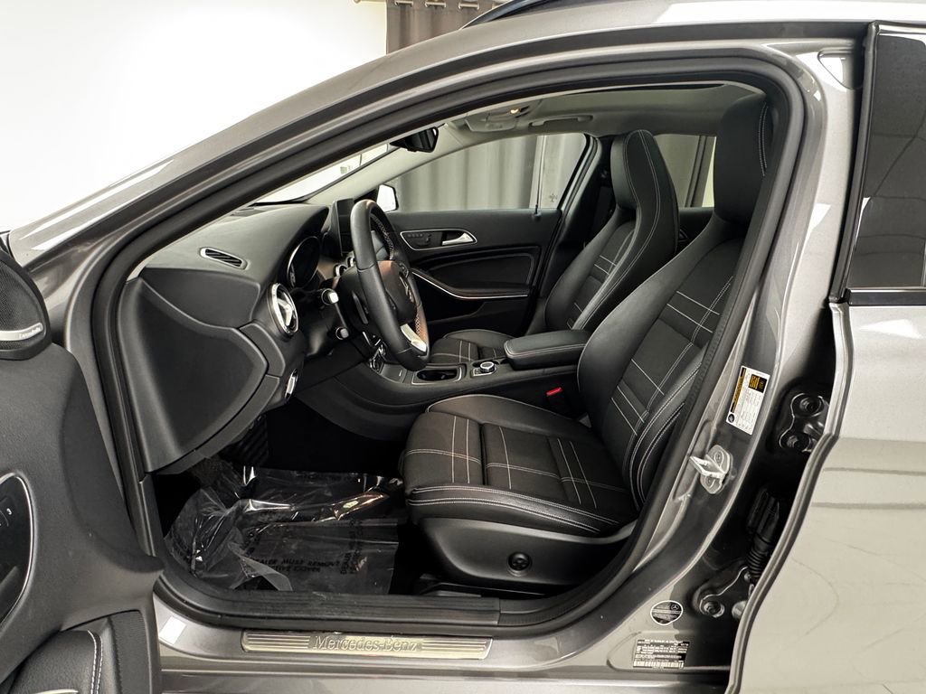 Used 2017 Mercedes-Benz GLA 250 4MATIC image 10