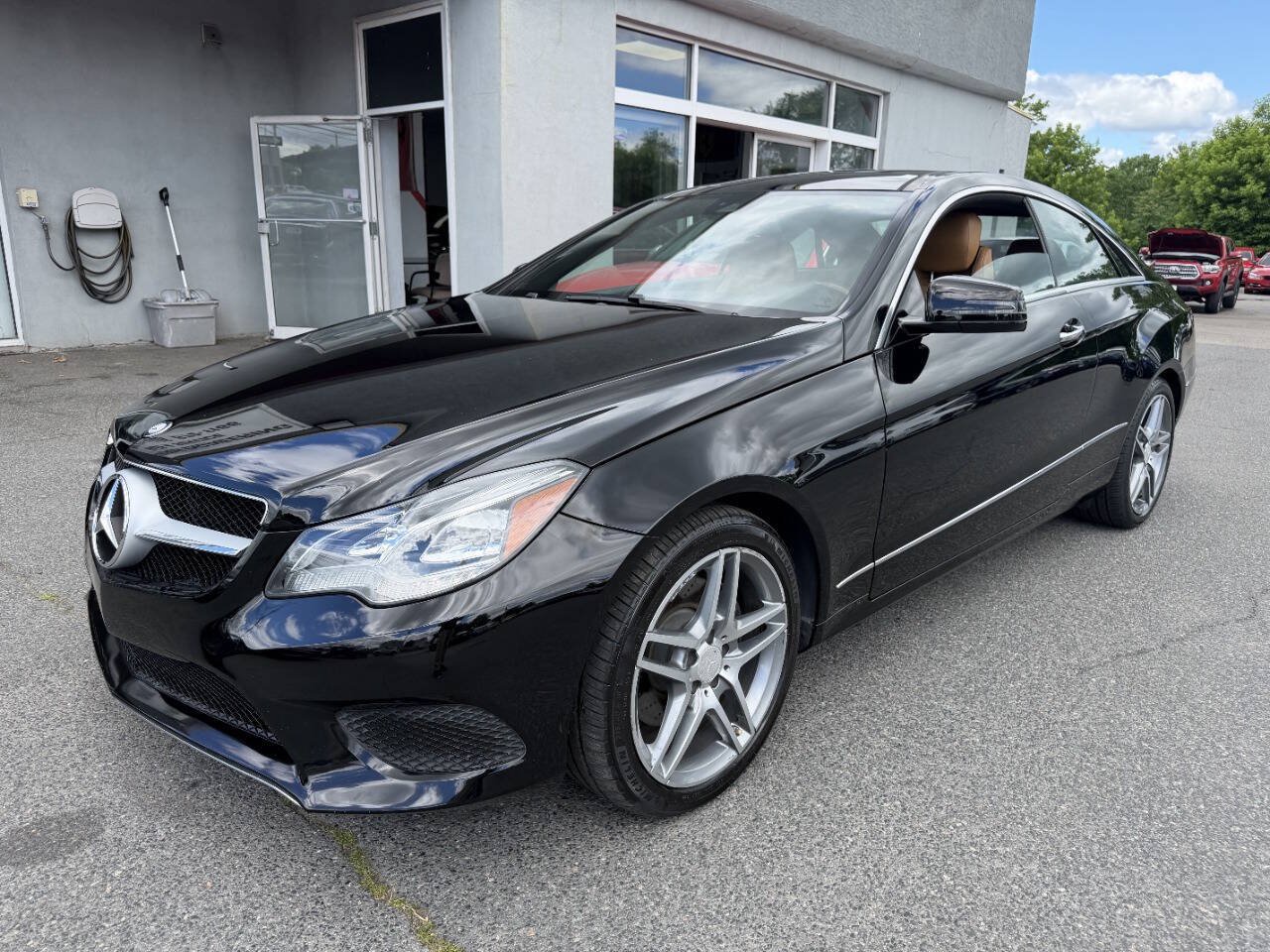 Used 2014 Mercedes-Benz E 350 Coupe image 3