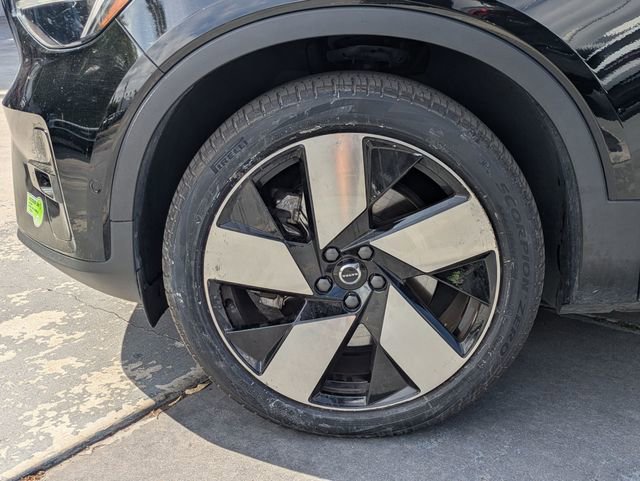 Certified 2023 Volvo XC40 Recharge Plus image 10