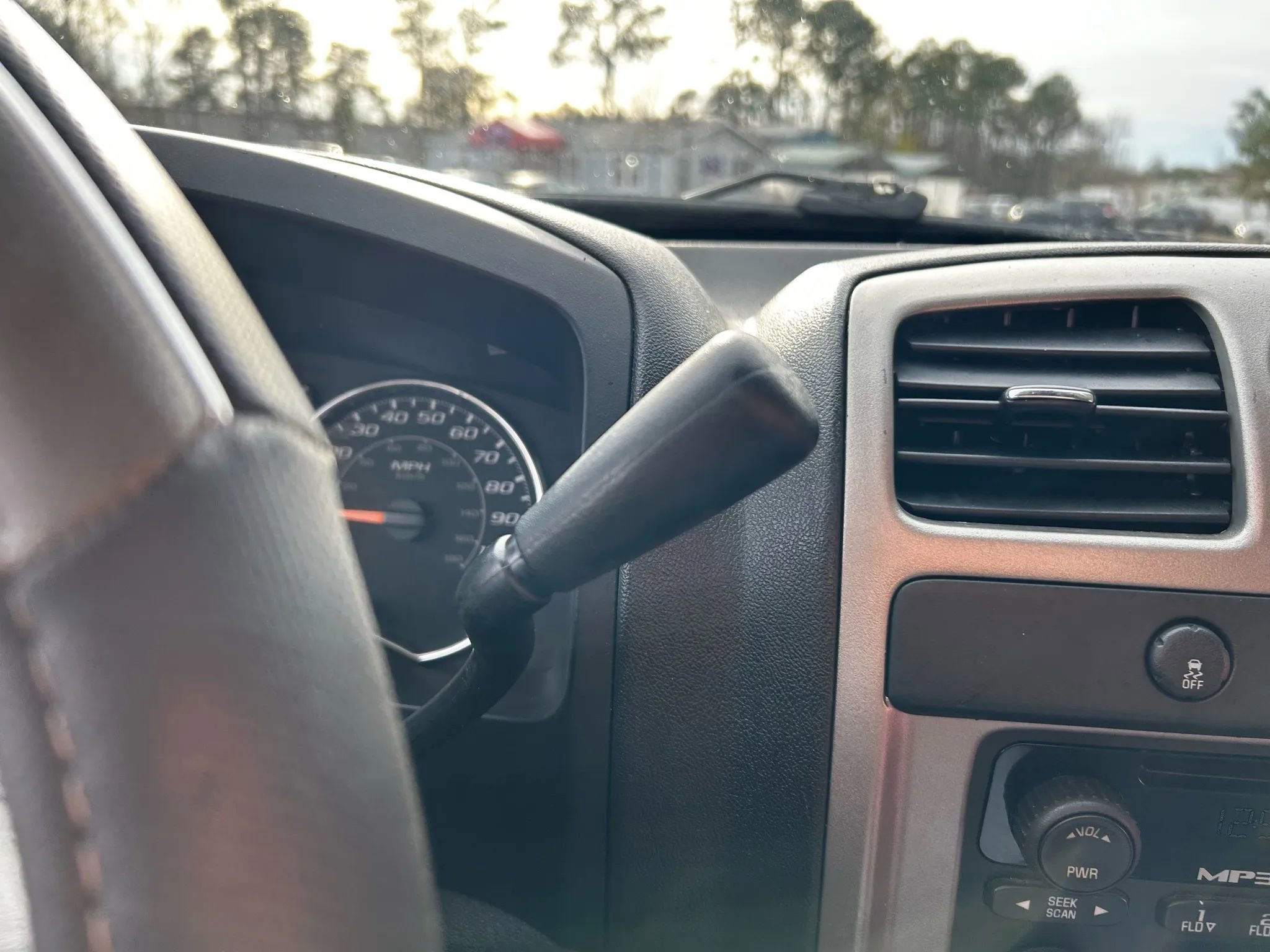 Used 2012 GMC Canyon SLE image 15