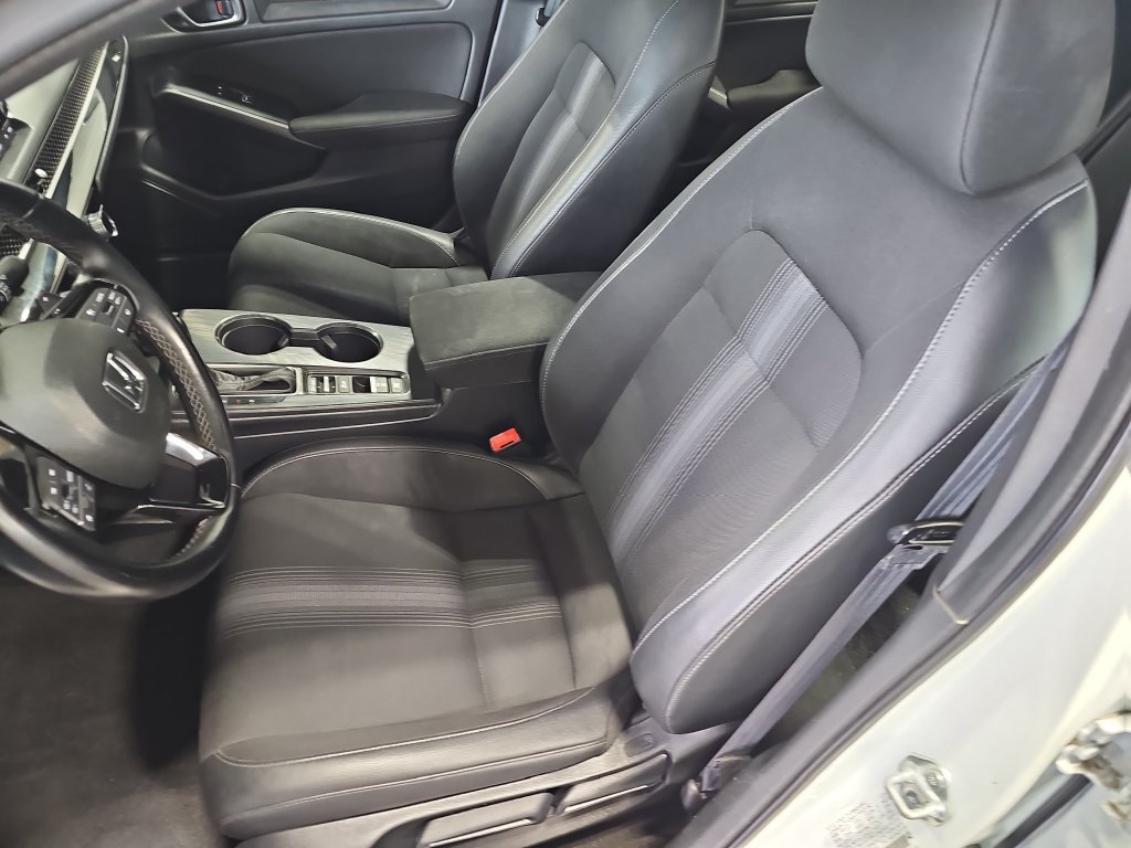 Used 2025 Honda Civic Sport image 70