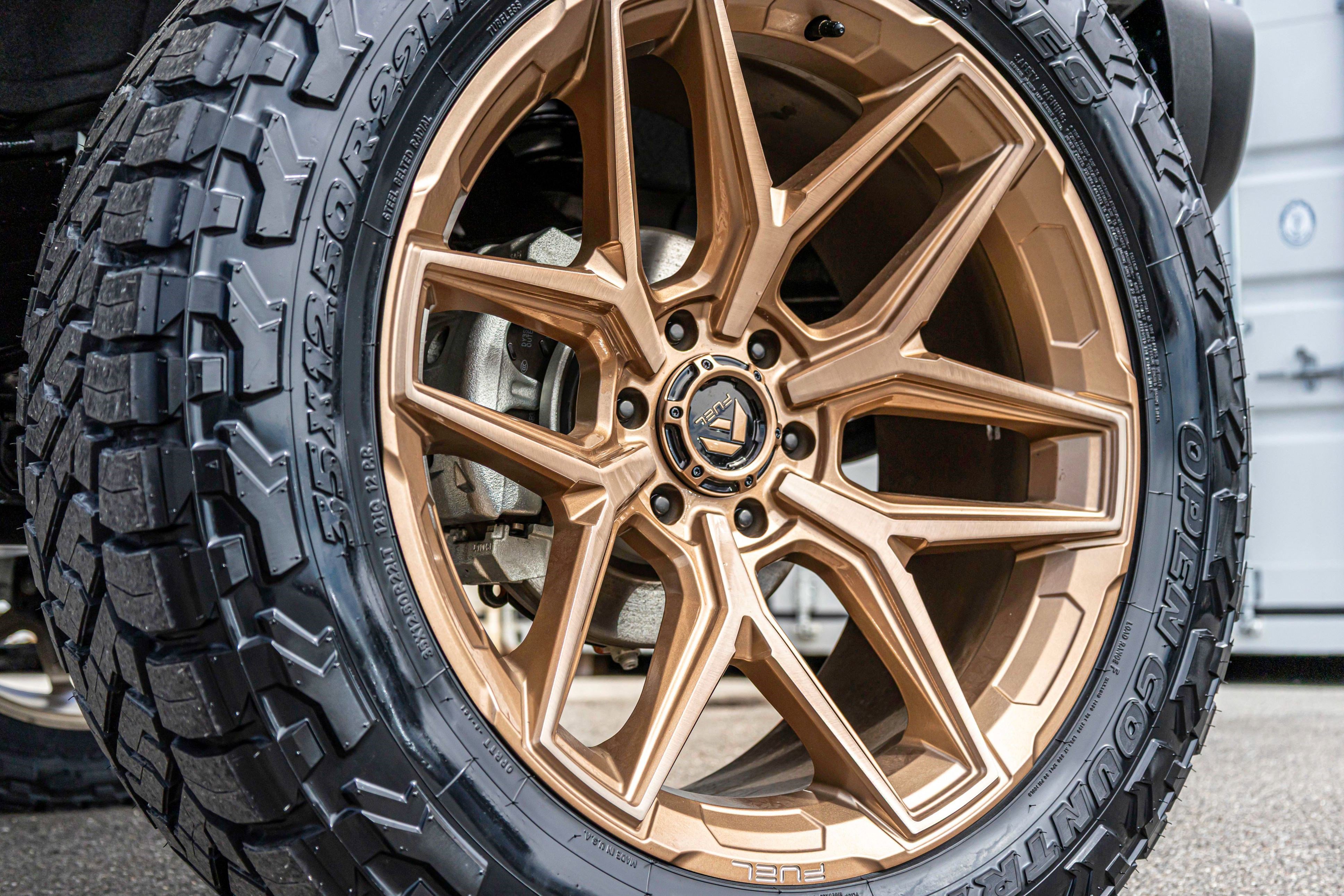 New 2025 Ford Bronco Badlands image 14