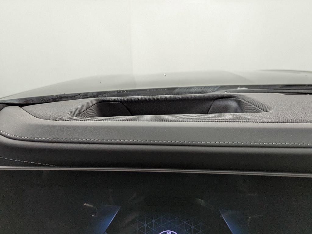 New 2026 BMW 740i xDrive image 15