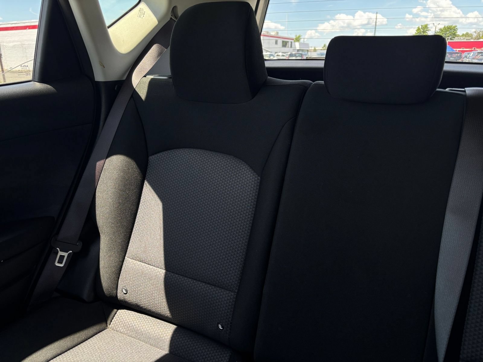 Used 2025 Kia Soul LX w/ LX Technology Package FWD image 29