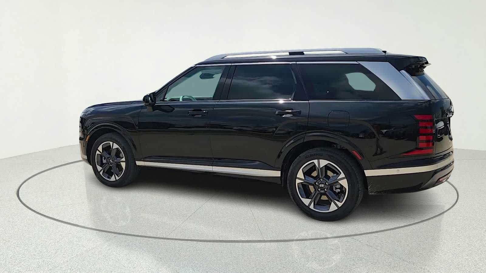 New 2026 Hyundai Palisade Limited FWD image 4
